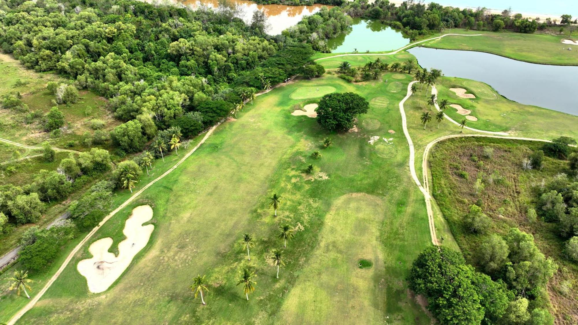 Artitaya Borneo Golf & Resort Papar Ngoại thất bức ảnh
