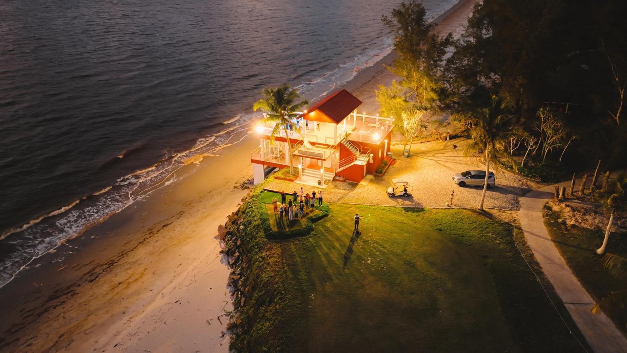 Artitaya Borneo Golf & Resort Papar Ngoại thất bức ảnh