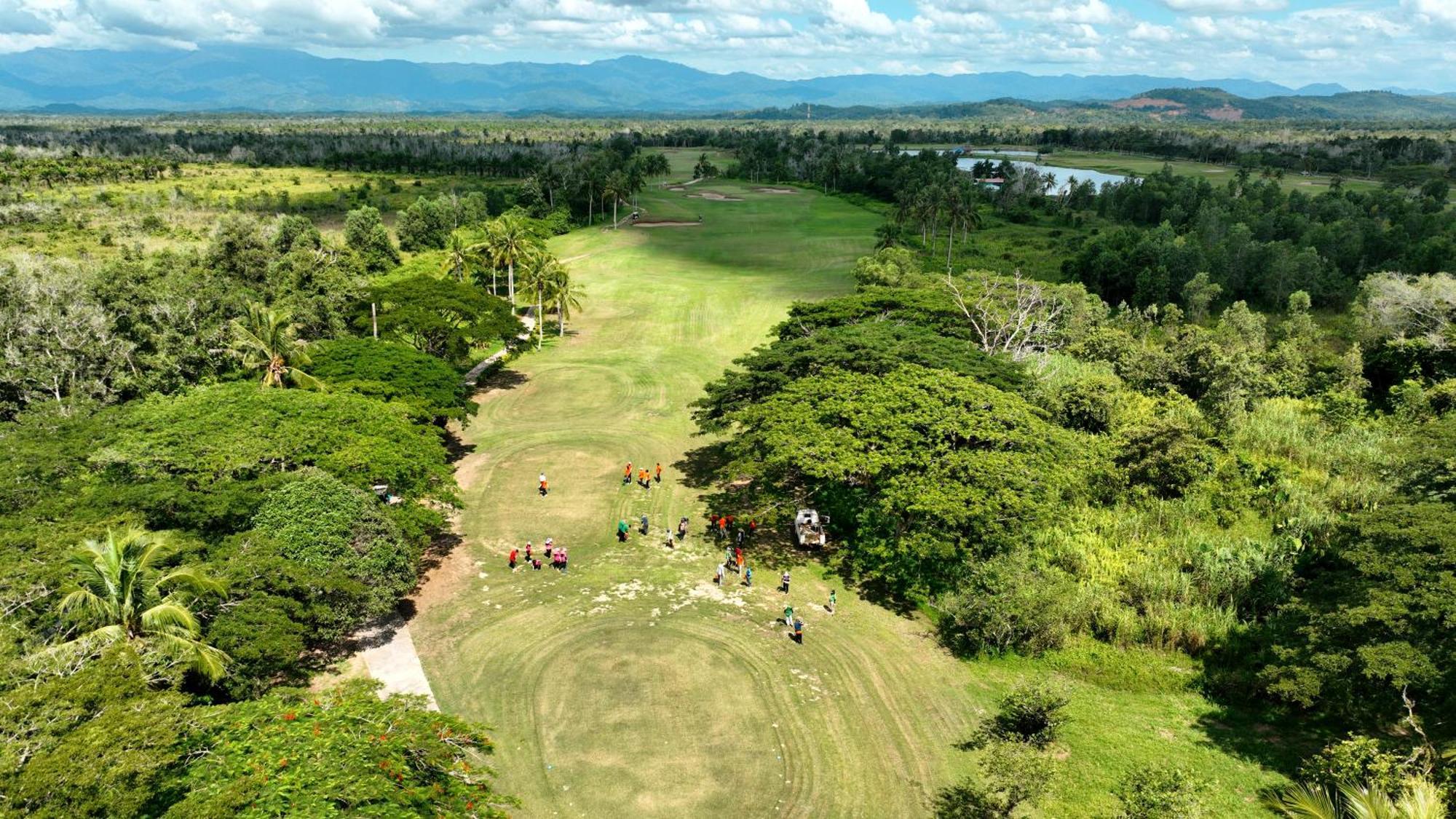 Artitaya Borneo Golf & Resort Papar Ngoại thất bức ảnh