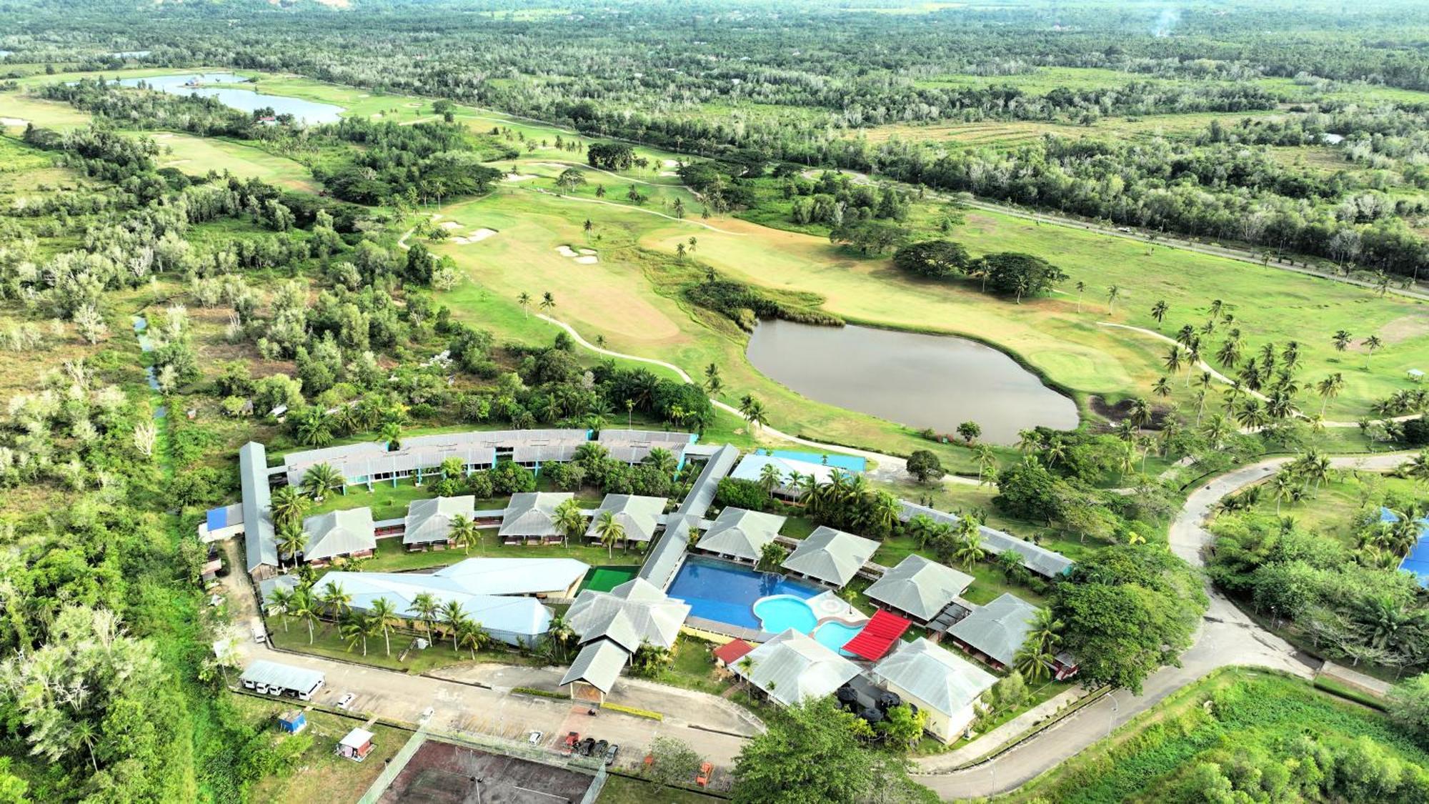 Artitaya Borneo Golf & Resort Papar Ngoại thất bức ảnh